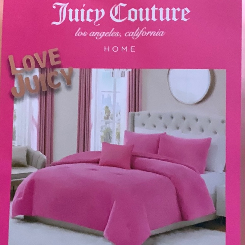 💖💖4 PIECE Juicy Couture Home Plush & Cozy Shimmery Comforter Set